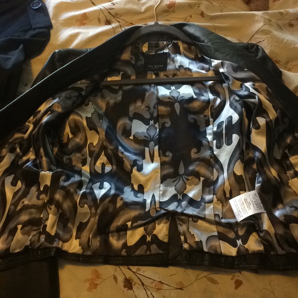 Ted Baker Leather jacket size 2 - Picture 9 of 11